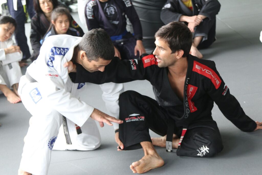 5 Ways To Deal With A Bigger, Stronger Opponent In BJJ