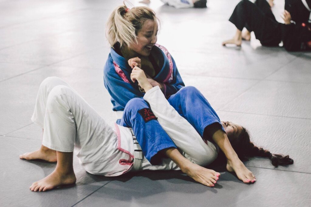 7 Ways Brazilian Jiu Jitsu Helps Women Get Into The Best Shape Ever