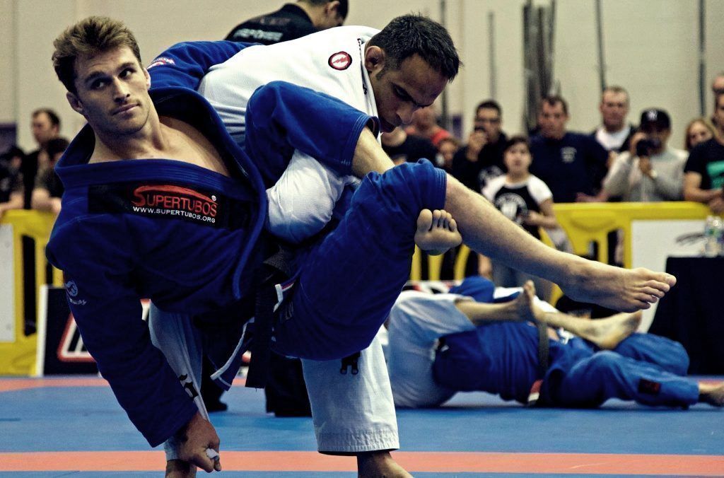 Judo Omoplata at Katherine Ramsey blog