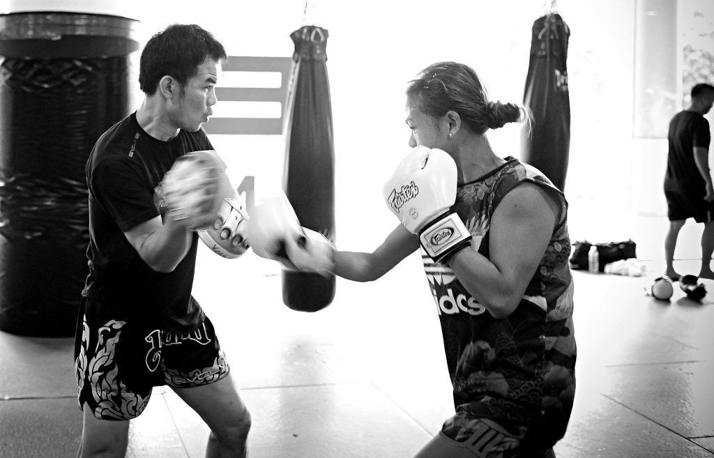 sk any Boxing or Muay Thai expert, and they’ll tell you that the punch you don’t see coming is the punch that will knock you out.