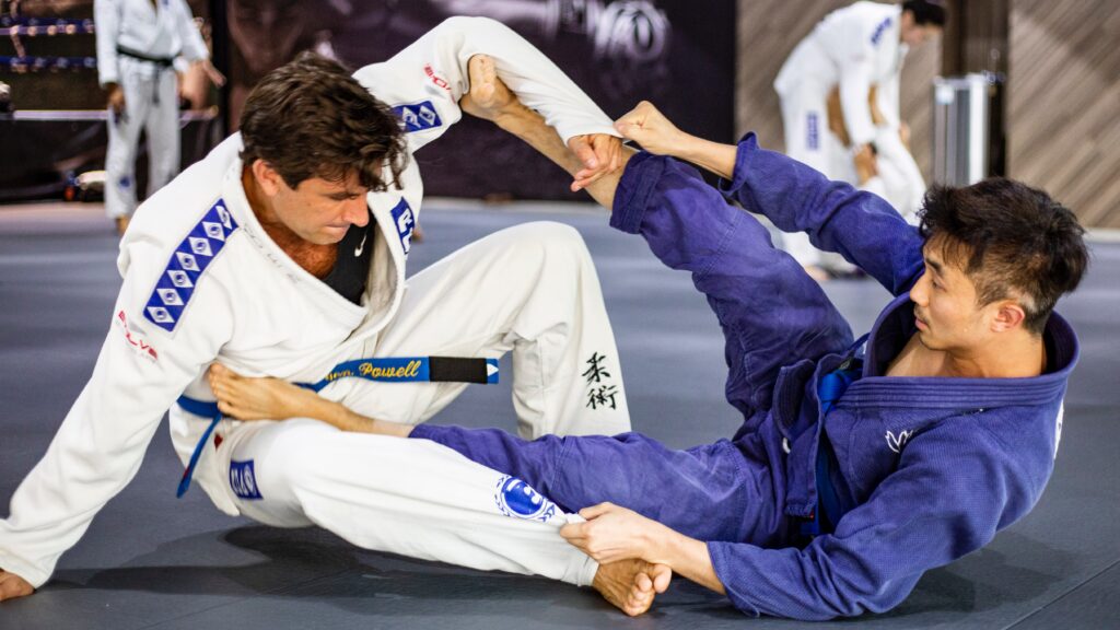 Here's What You Need To Know About Grip Fighting In No-Gi BJJ