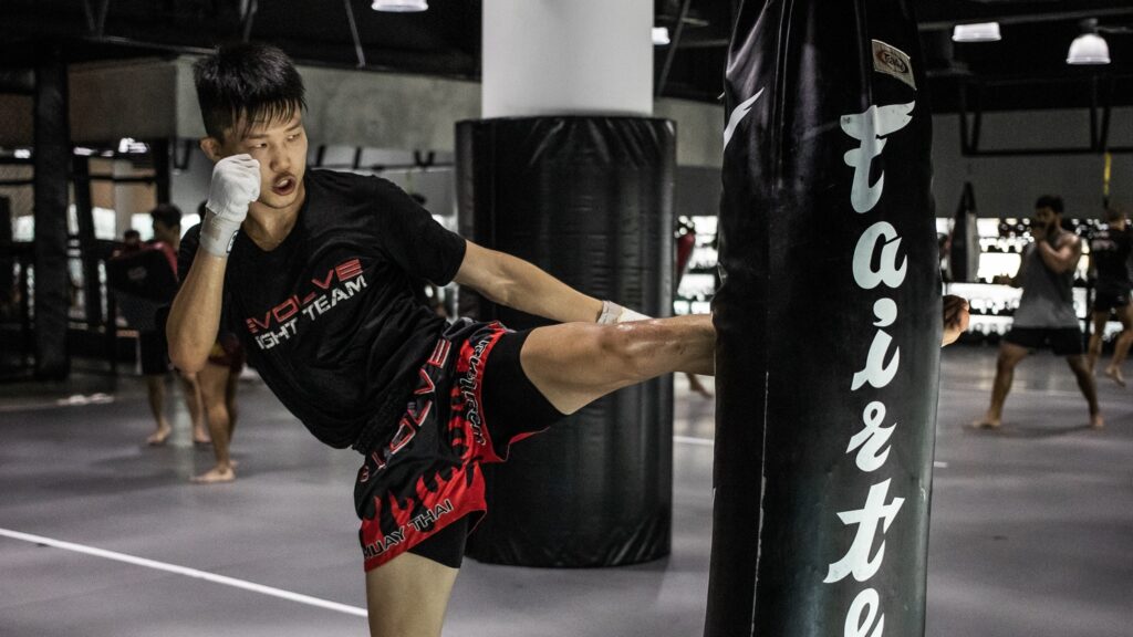 4 Unexpected Lessons You’ll Learn In A Muay Thai Gym
