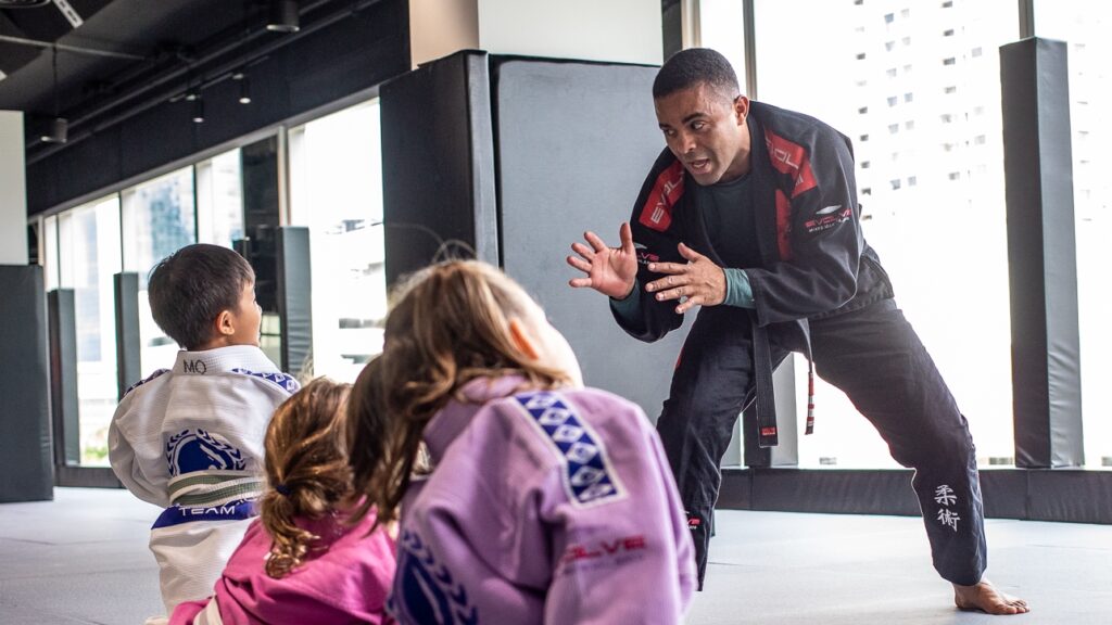 Here's How Brazilian Jiu-Jitsu Makes You A Smarter Person