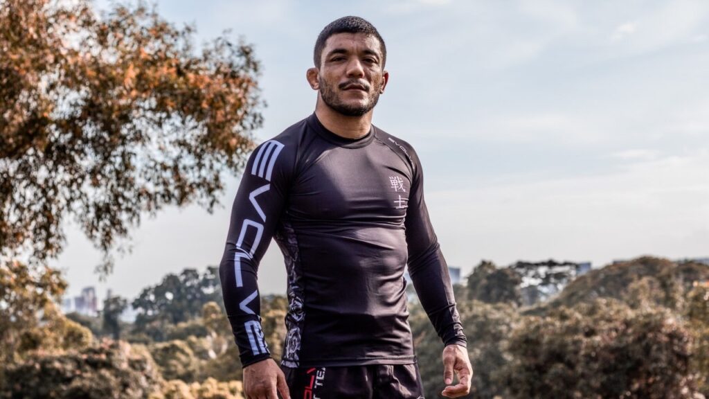 alex silva rash guard