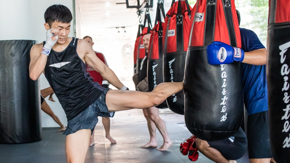 Muay Thai Shadowboxing Guide And Drills For Beginners - Evolve University  Blog