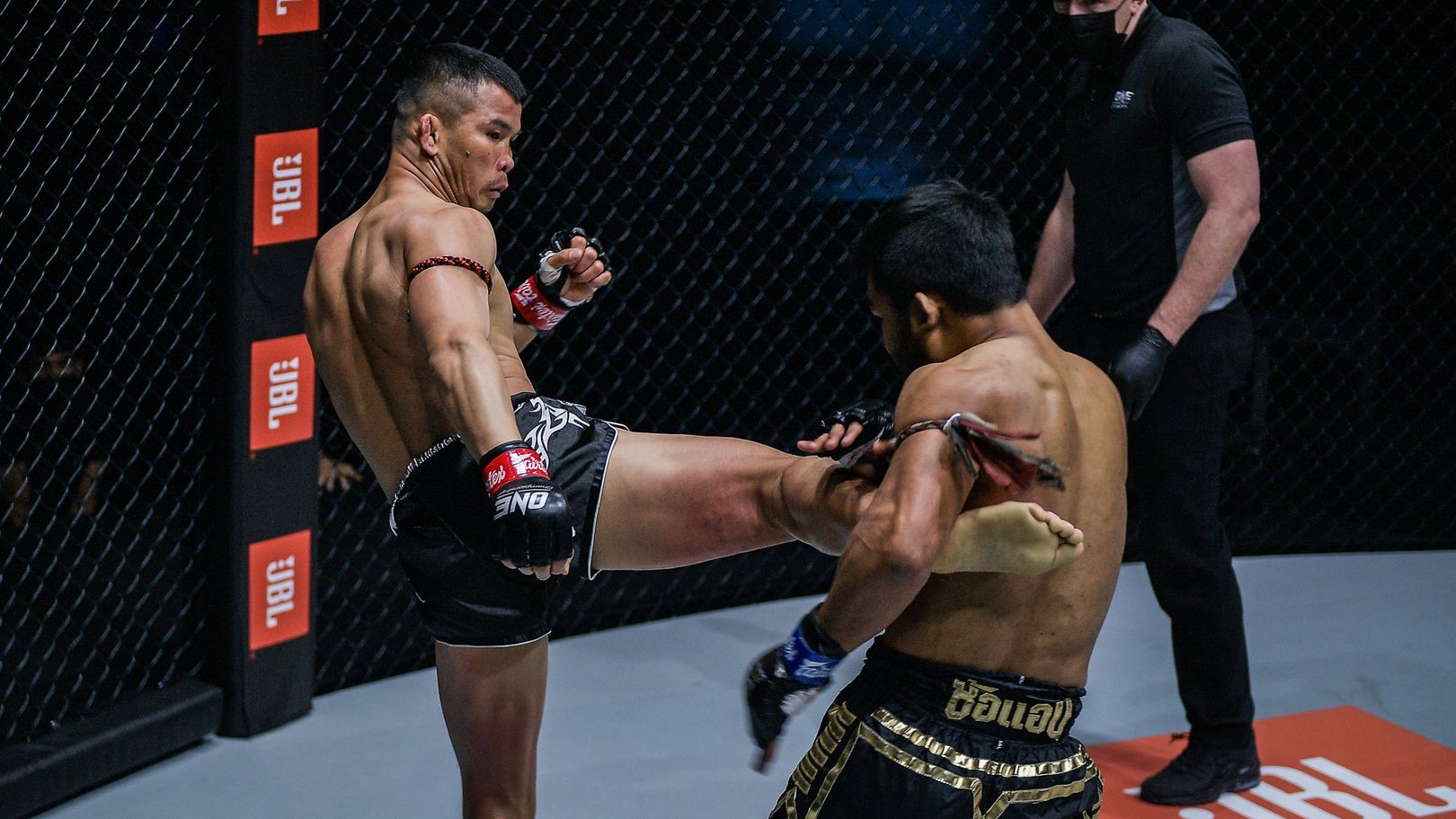 Muay Thai: An Exhilarating Spectator Sport.