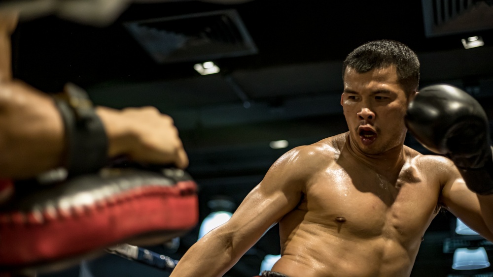 Muay Thai Shadowboxing Guide And Drills For Beginners - Evolve University  Blog