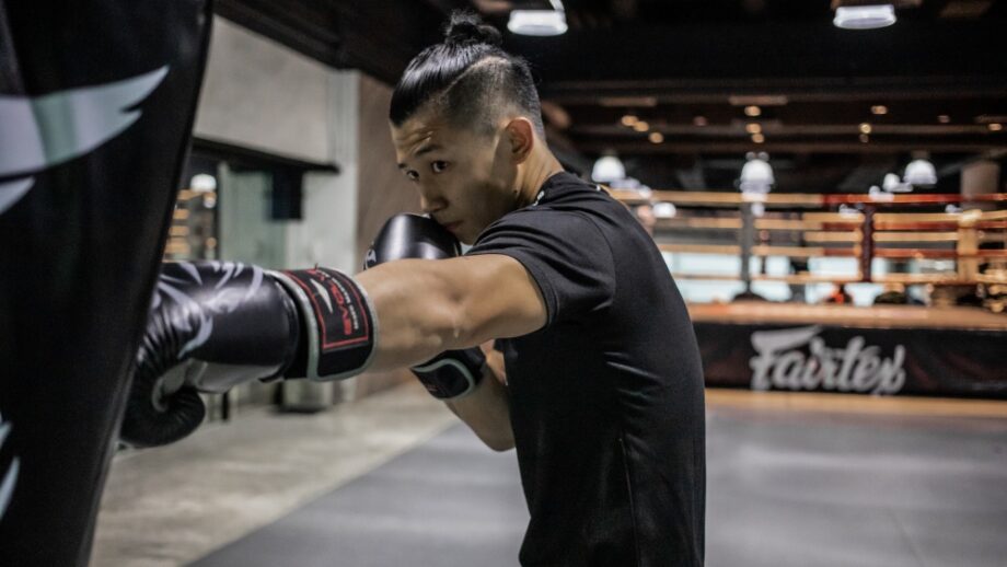 6 Timeless Heavy Bag Drills For Boxers Of All Levels Evolve Daily