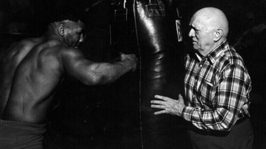 Boxing’s Hidden Heroes: Exploring The Roles Of Trainers And Cornermen ...