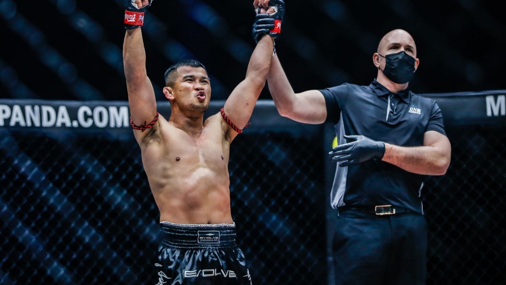 The Fundamentals Of A Solid Muay Thai Defense - ONE Championship – The Home  Of Martial Arts