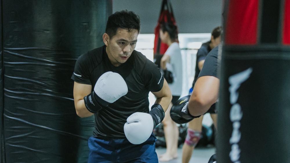 The Ultimate Guide To Muay Thai Knees - Evolve University Blog