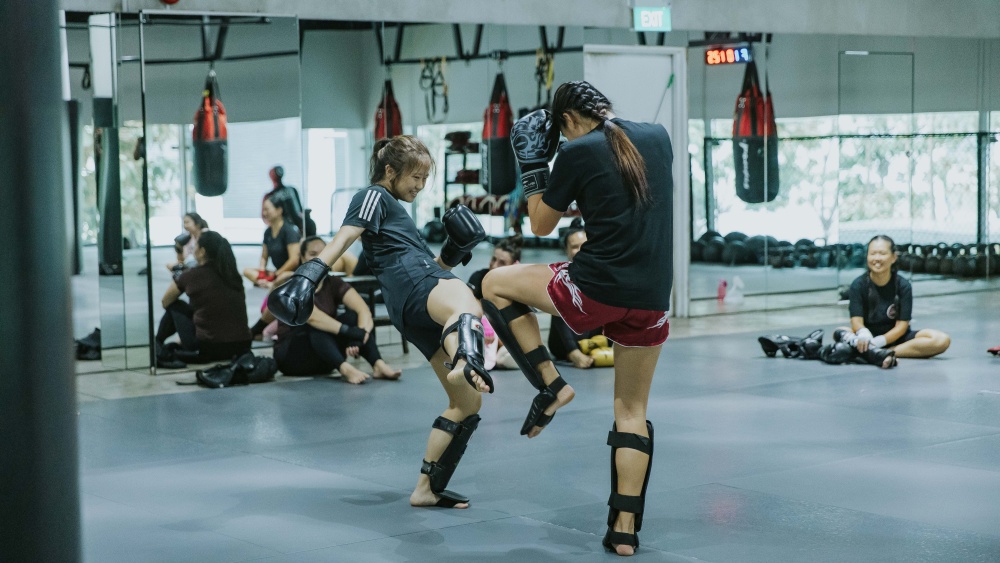 saifa sparring with student