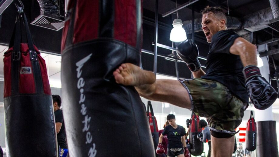 9 Pro Tips For Muay Thai Shin Conditioning Evolve Daily