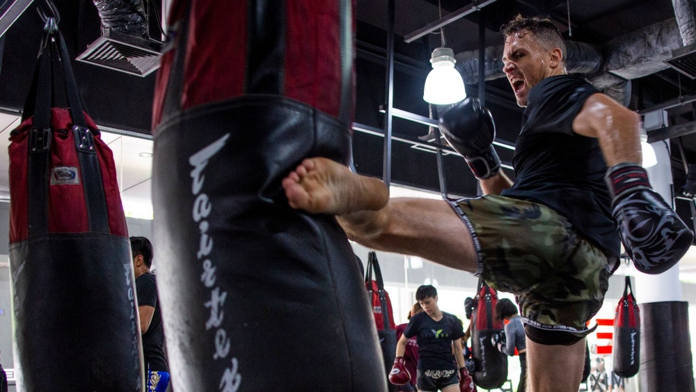 9 Pro Tips For Muay Thai Shin Conditioning | Evolve Daily