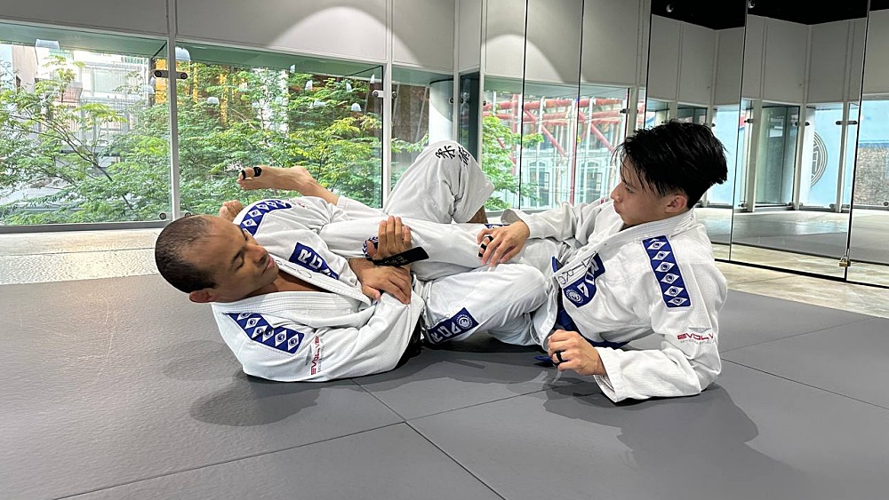 How To Get Into The Saddle Position In BJJ