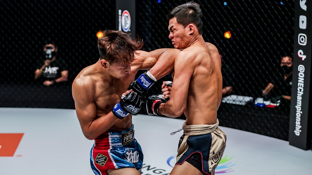 Muay Thai 101: Everything You Need To Know About The Muay Sok Style