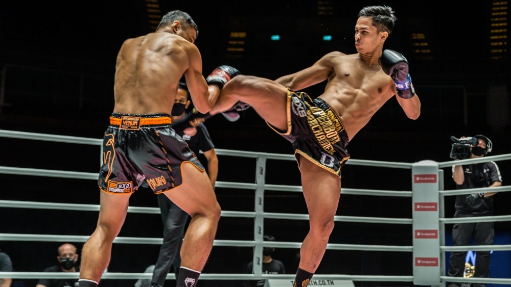 25 Basic Kickboxing & Muay Thai Combinations You Should Master First