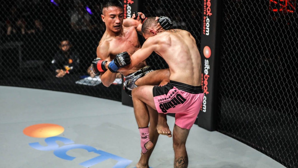 How To Avoid Getting Clinched By A Muay Khao