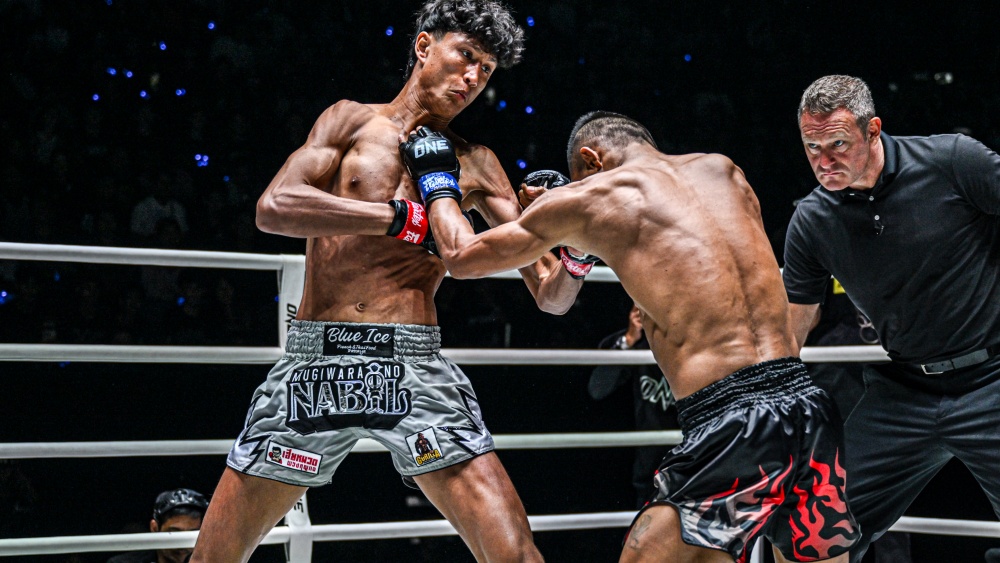 Fighting At A Distance: How To Set Up Your Punches Against Smaller Opponents