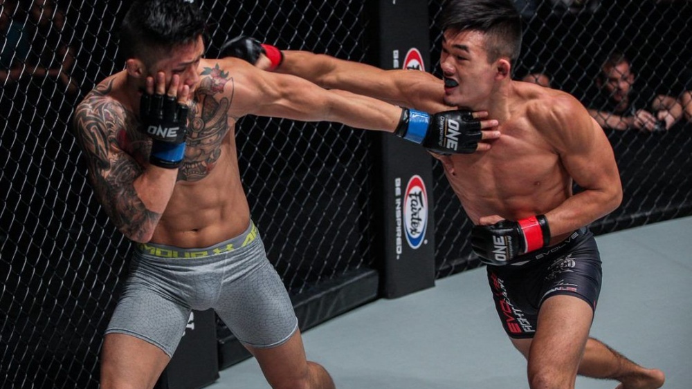 The Influence Of Boxing Footwork In MMA