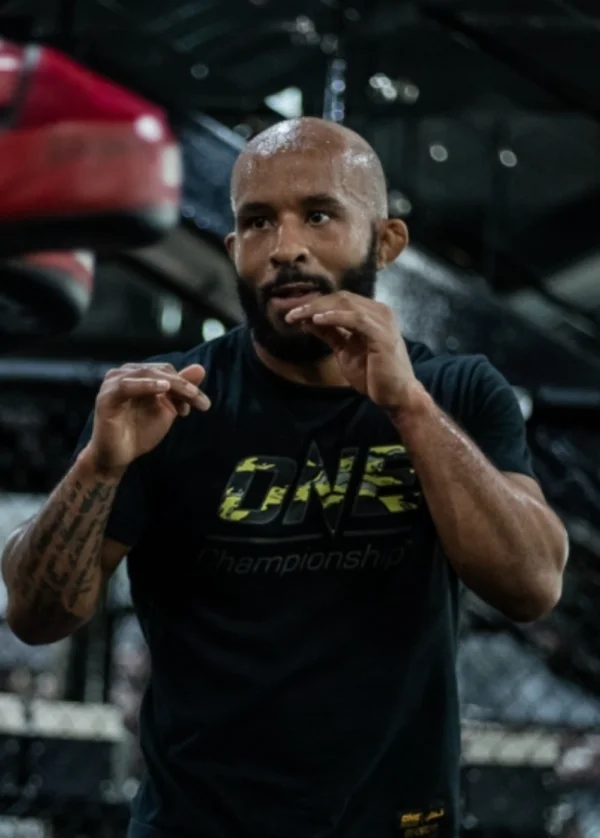 demetrious-johnson-happy-training